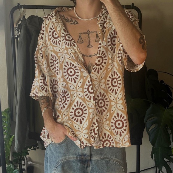 Jack & Jones - Tan and brown button up shirt with patterns. - Picture 1 of 5